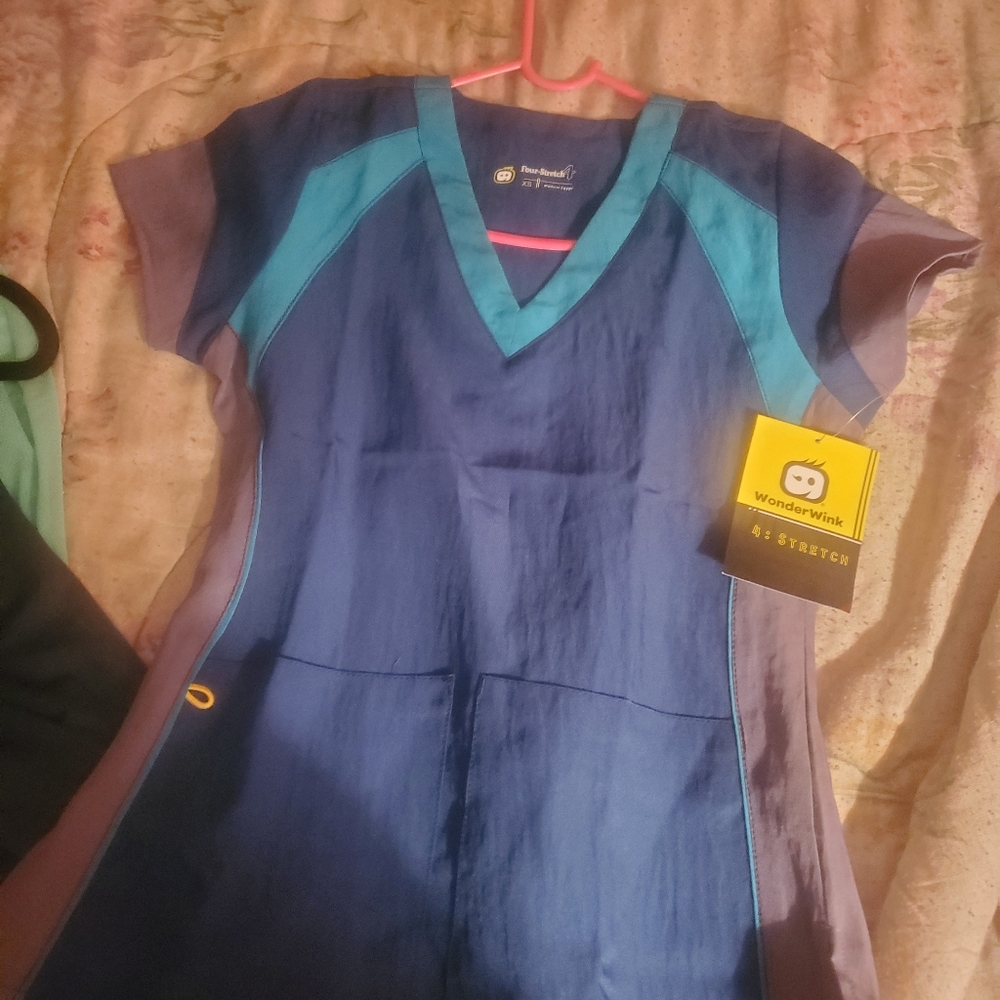 Scrub top